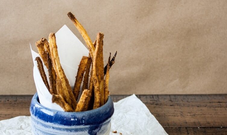 Finished product of the parsnip fries