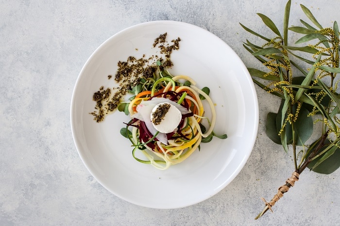 Finished product of the spiralized salad