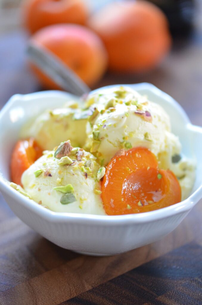 Finished product of the olive oil ice cream