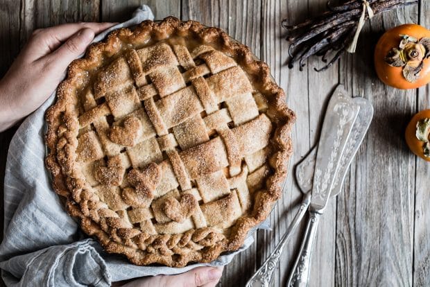 Finished product of the vanilla bean pear persimmon pie