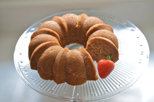 strawberry vanilla cake
