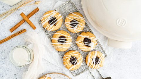6 Vanilla Fig Thumbprint cookies on neutral background