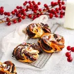 Chocolate Peppermint Babka Buns