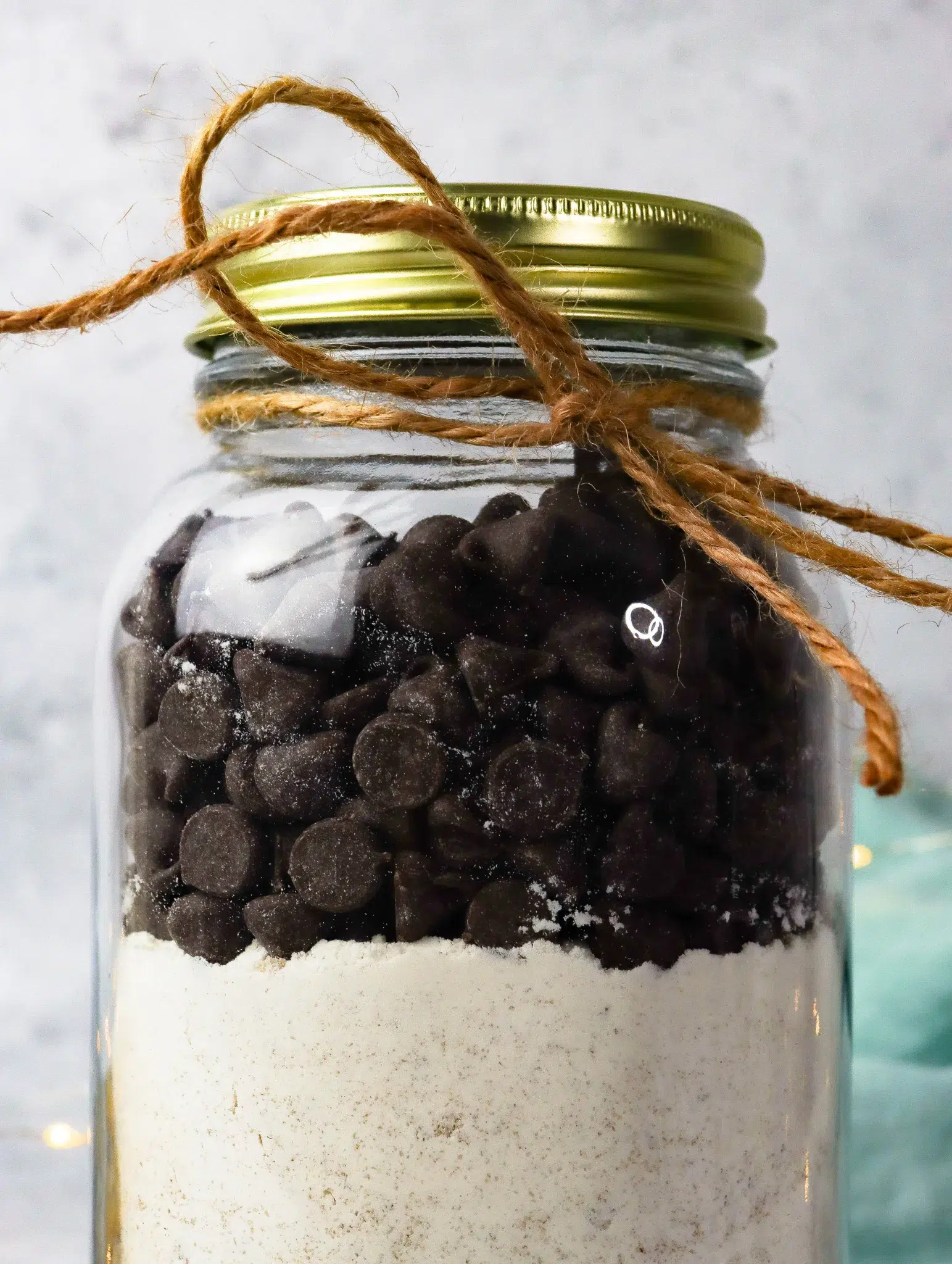 https://www.rodellekitchen.com/wp-content/uploads/2023/11/DIY-Cookie-Mix-in-a-Jar-lowres-6-scaled.webp